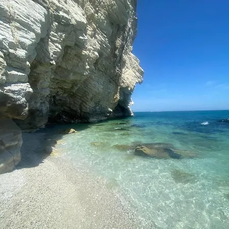 La Tana Del Conero Holiday home *